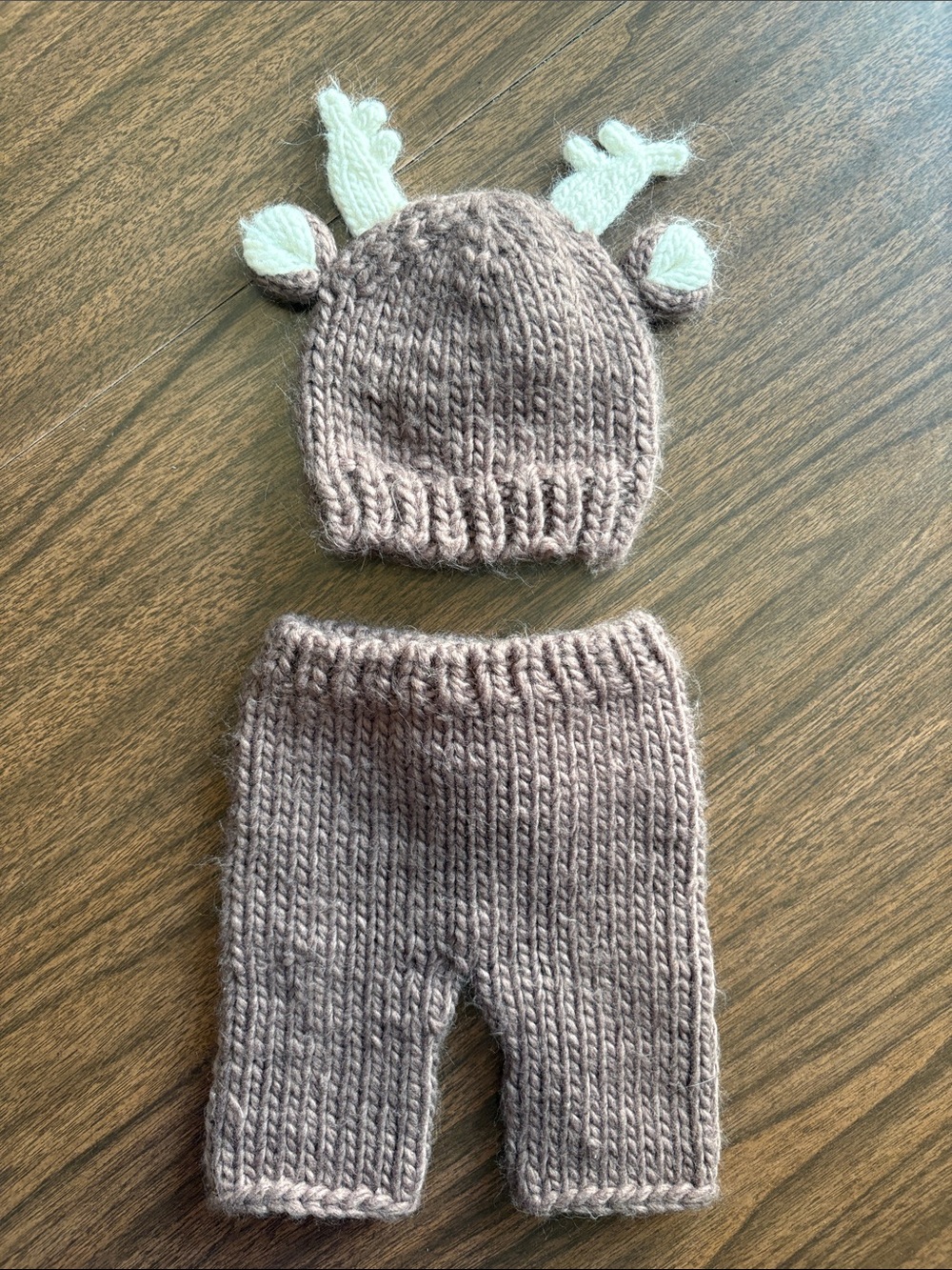 So'Dorable Deer Hat and Pant Newborn Set 0-3 Months